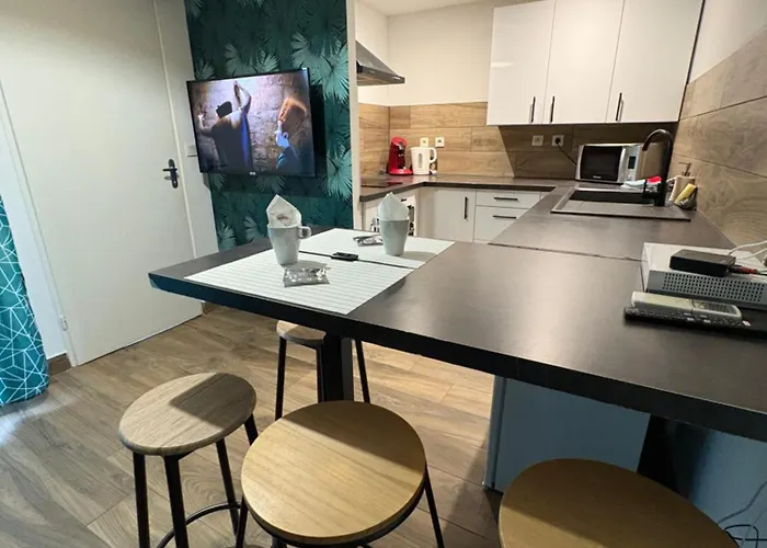 Apartment Havre De Paix Climatise Parking T2 *